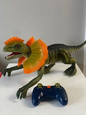 Terra Battat RC Dinosaur
